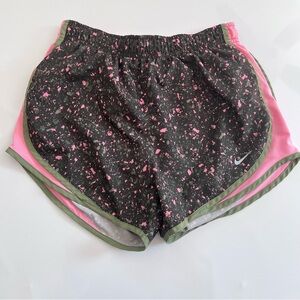 EUC Nike running shorts